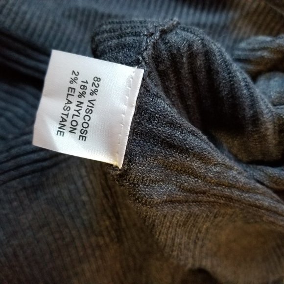 NWOT Long knit charcoal dress/ sweater - Picture 8 of 8